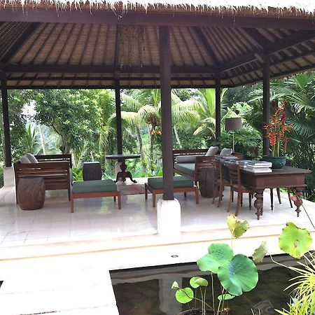 Villa Naga Ubud Exterior photo